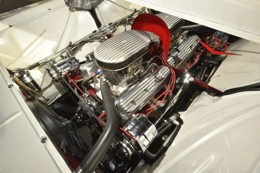 1955 Chevrolet Task Force - Image 28 of 31