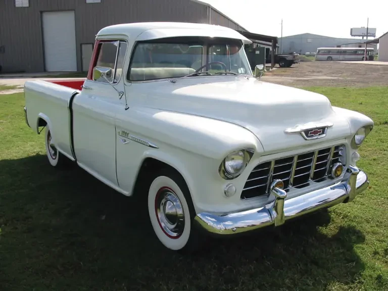 1955 Chevrolet Task Force - Image 2 of 2