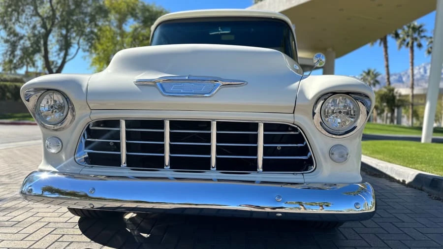 1955 Chevrolet Task Force - Image 7 of 18