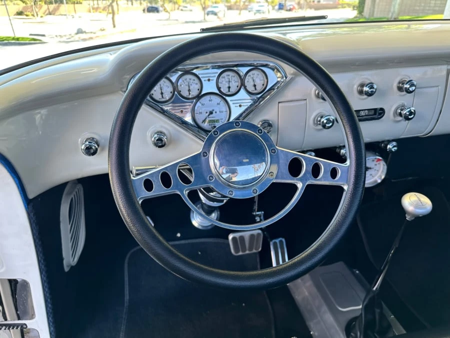 1955 Chevrolet Task Force - Image 11 of 18