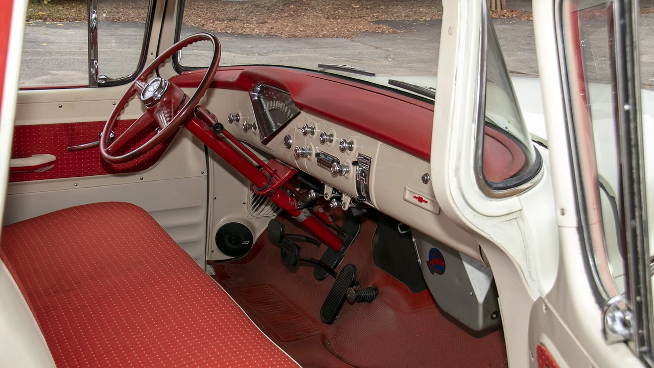 1955 Chevrolet Task Force - Image 5 of 18
