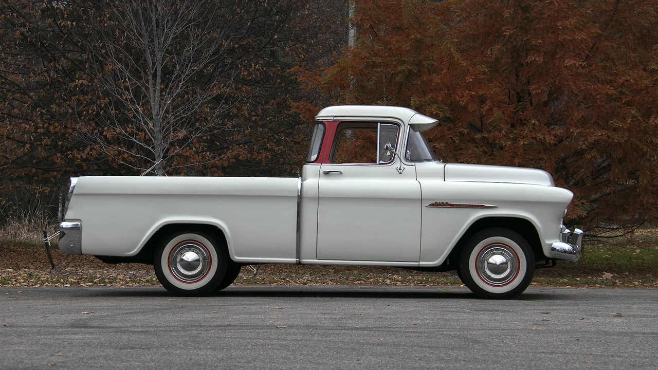 1955 Chevrolet Task Force - Image 8 of 18