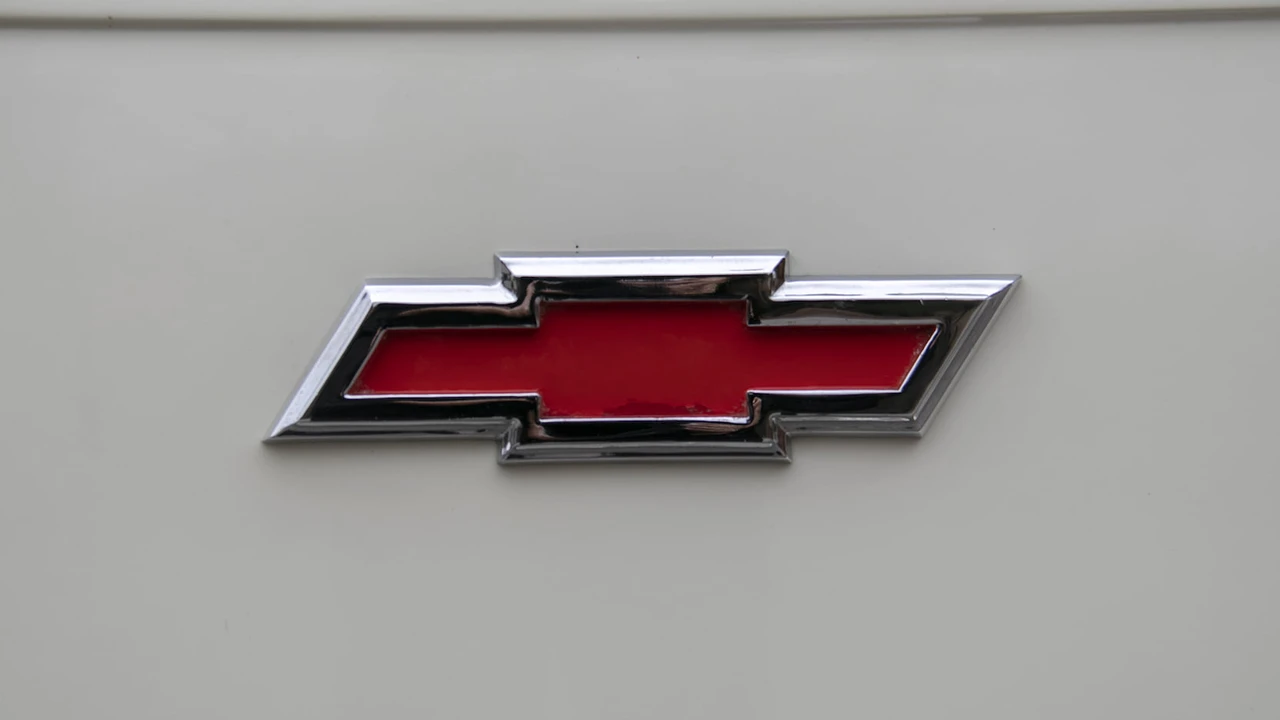1955 Chevrolet Task Force - Image 10 of 18