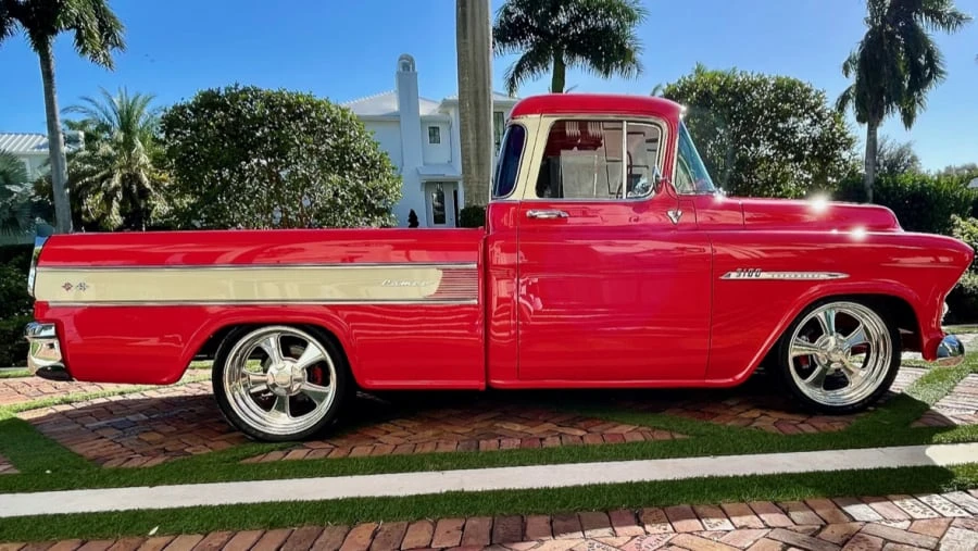 1955 Chevrolet Task Force - Image 22 of 25