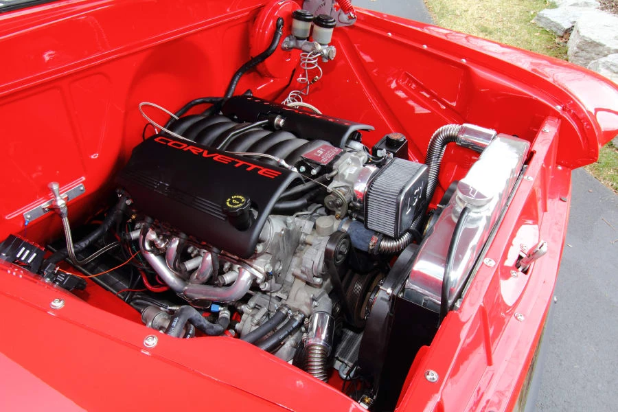 1955 Chevrolet Task Force - Image 7 of 12