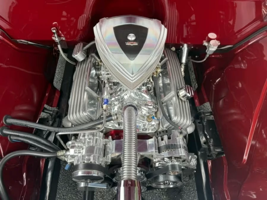 1955 Chevrolet Task Force - Image 24 of 31