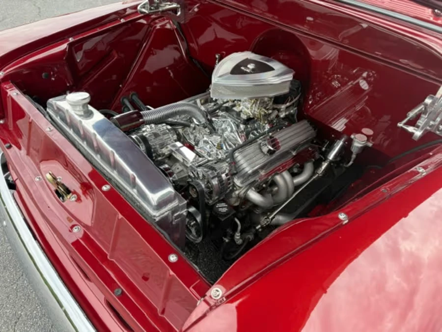 1955 Chevrolet Task Force - Image 23 of 31
