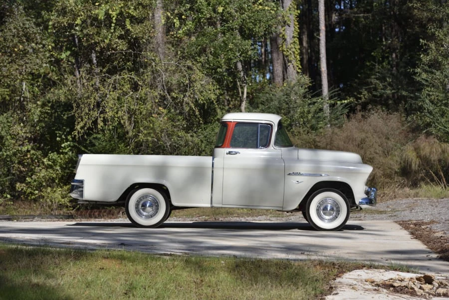 1955 Chevrolet Task Force - Image 2 of 30