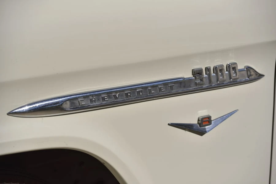 1955 Chevrolet Task Force - Image 10 of 30