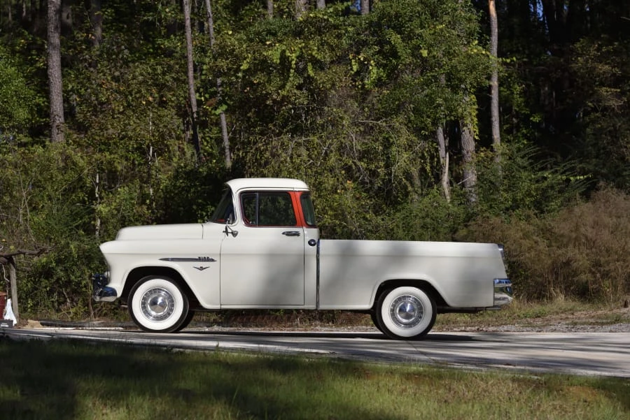 1955 Chevrolet Task Force - Image 19 of 30
