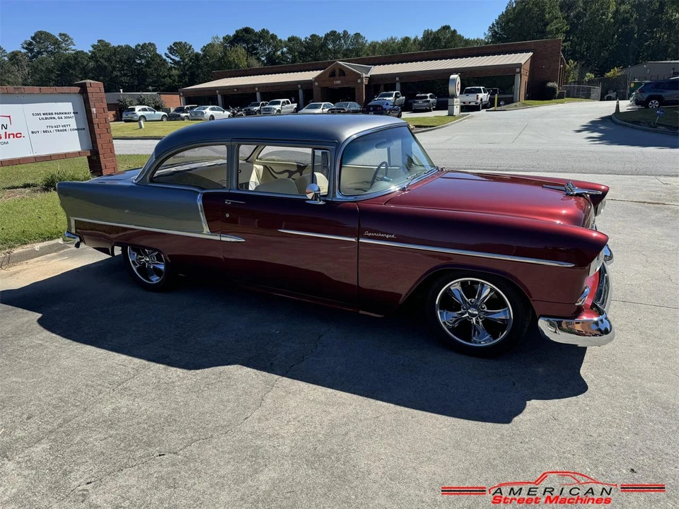 1955 Chevrolet Task Force - Image 22 of 31