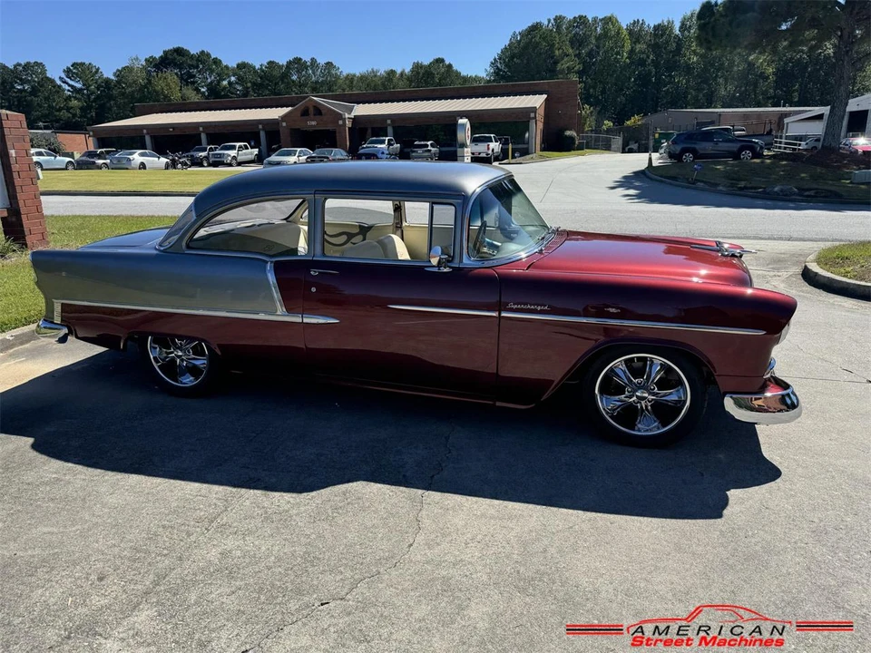 1955 Chevrolet Task Force - Image 23 of 31
