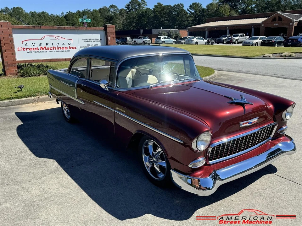 1955 Chevrolet Task Force - Image 19 of 31