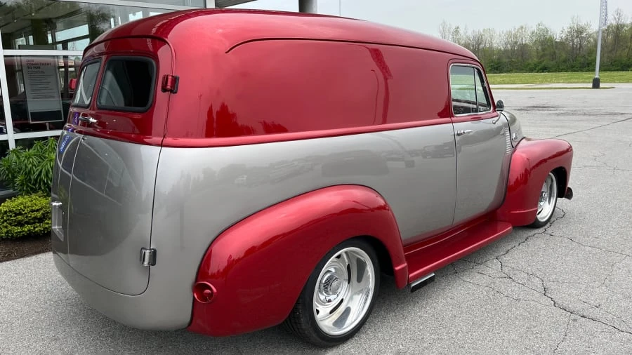 1955 Chevrolet Task Force - Image 7 of 10
