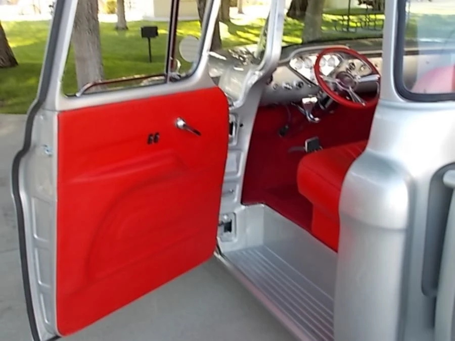 1955 Chevrolet Task Force - Image 4 of 9