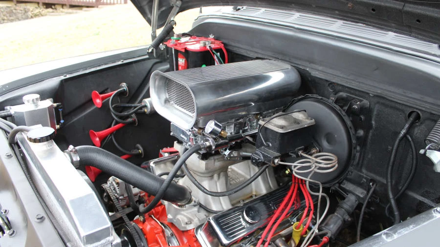 1955 Chevrolet Task Force - Image 12 of 15