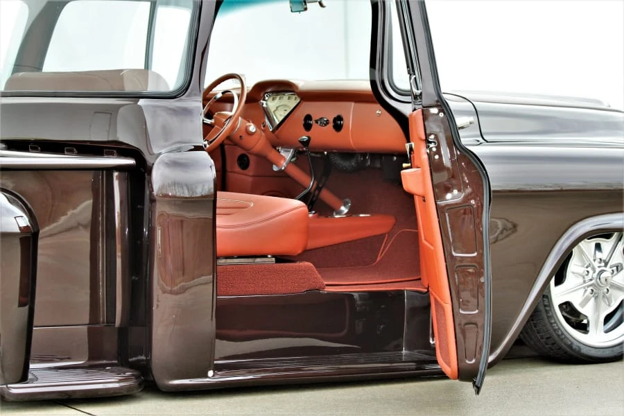 1955 Chevrolet Task Force - Image 19 of 30