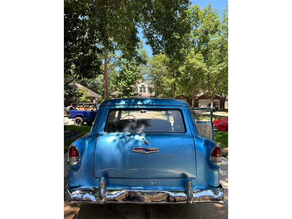 1955 Chevrolet Task Force - Image 7 of 19