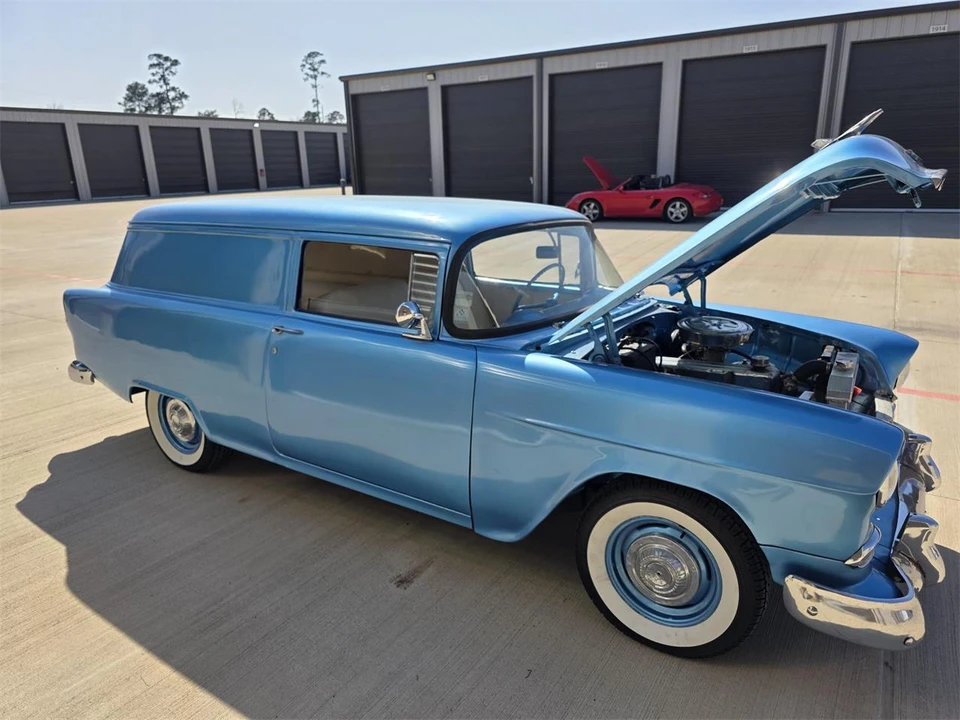 1955 Chevrolet Task Force - Image 18 of 19