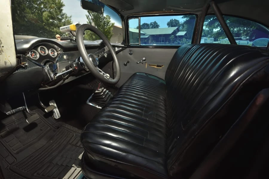 1955 Chevrolet Task Force - Image 27 of 31