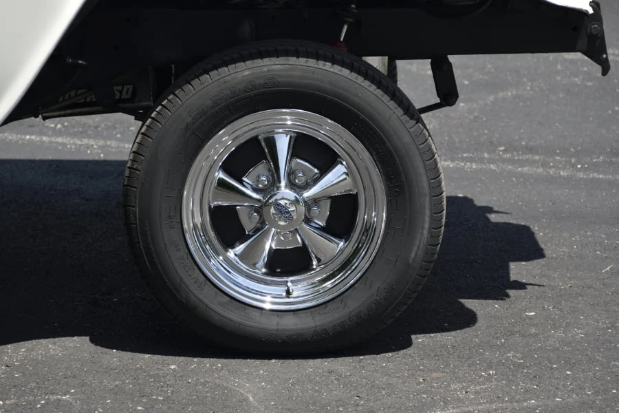 1955 Chevrolet Task Force - Image 18 of 31