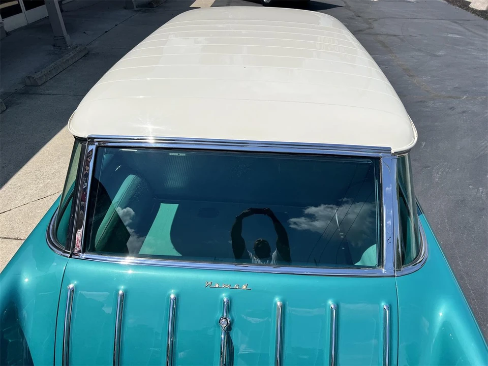 1955 Chevrolet Nomad - Image 22 of 31