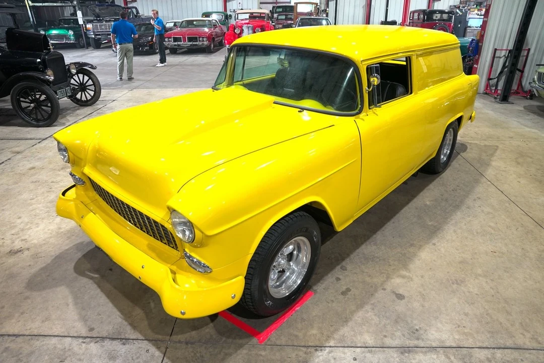 1955 Chevrolet Nomad - Image 15 of 31