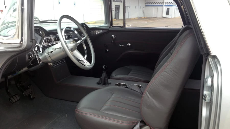 1955 Chevrolet Nomad - Image 4 of 12