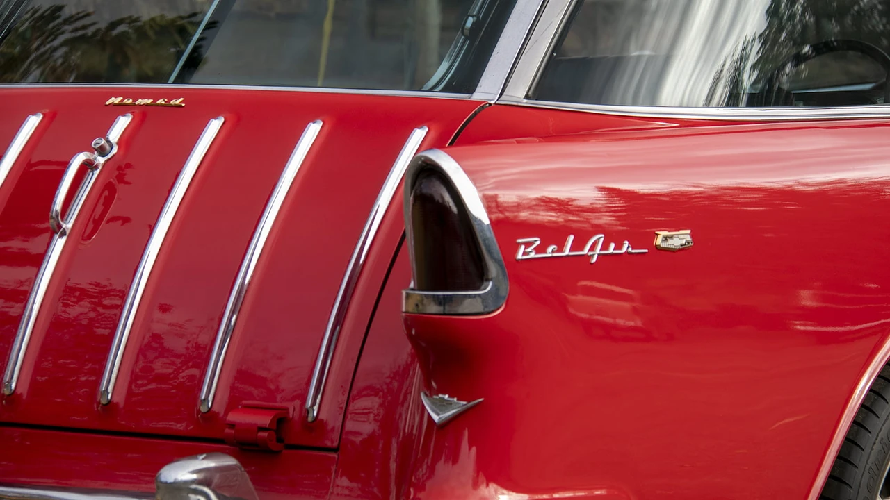 1955 Chevrolet Nomad - Image 10 of 19