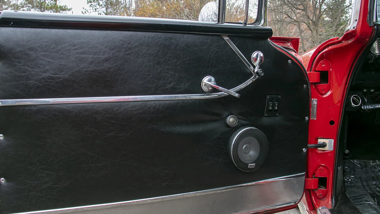 1955 Chevrolet Nomad - Image 18 of 19