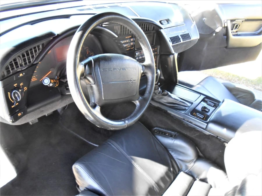 1955 Chevrolet Nomad - Image 15 of 23