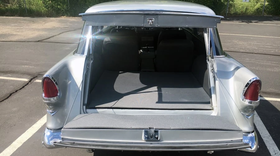 1955 Chevrolet Nomad - Image 11 of 12