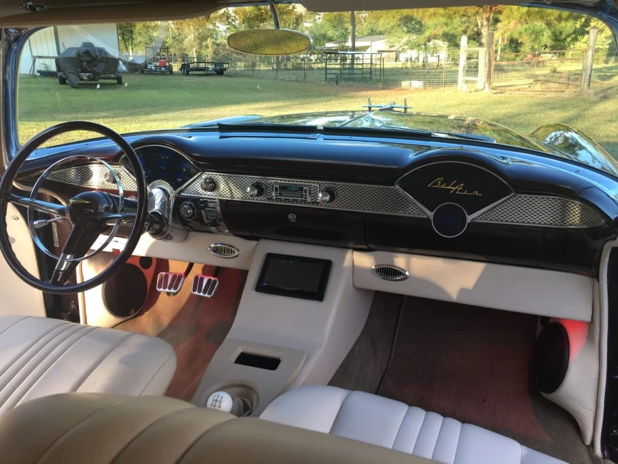 1955 Chevrolet Nomad - Image 4 of 12