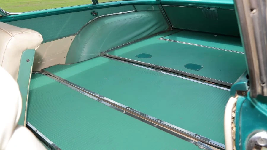 1955 Chevrolet Nomad - Image 18 of 24