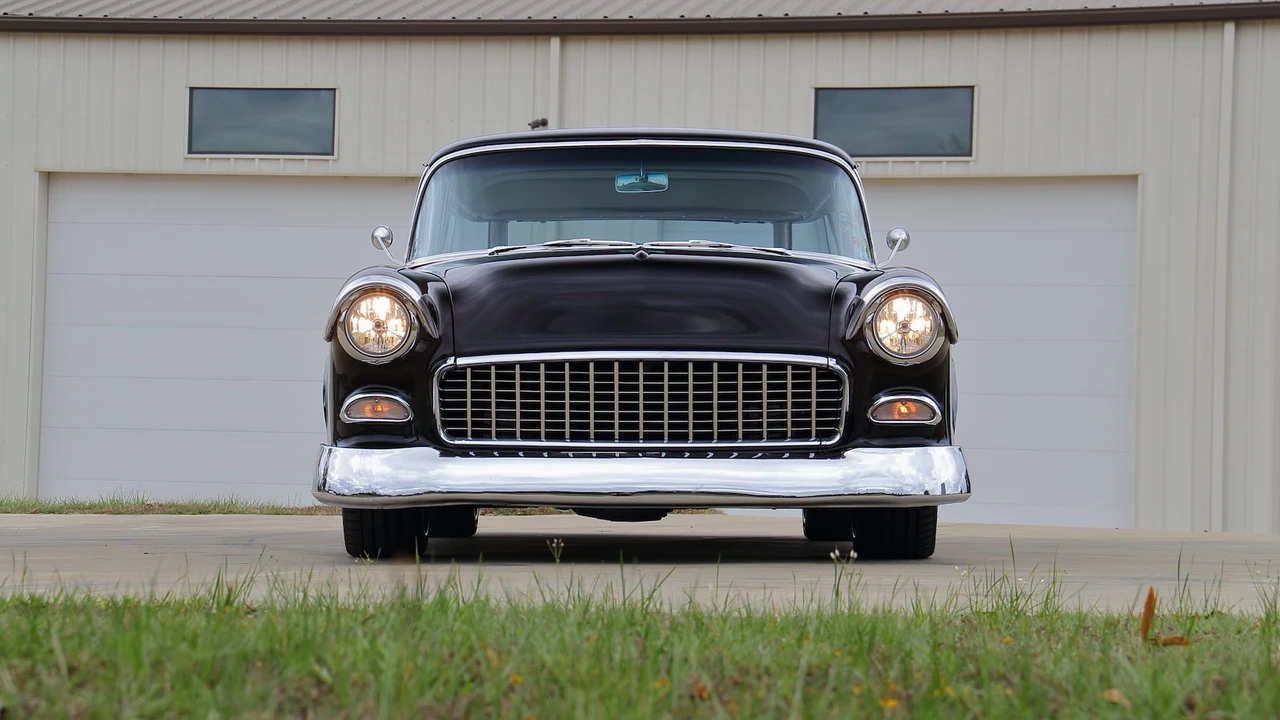 1955 Chevrolet Nomad - Image 14 of 24