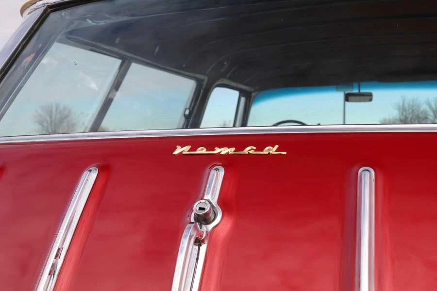 1955 Chevrolet Nomad - Image 29 of 31