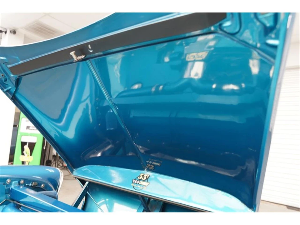 1955 Chevrolet Nomad - Image 28 of 31