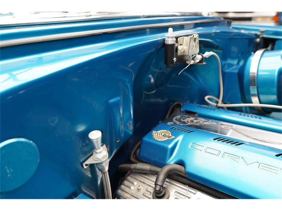 1955 Chevrolet Nomad - Image 25 of 31