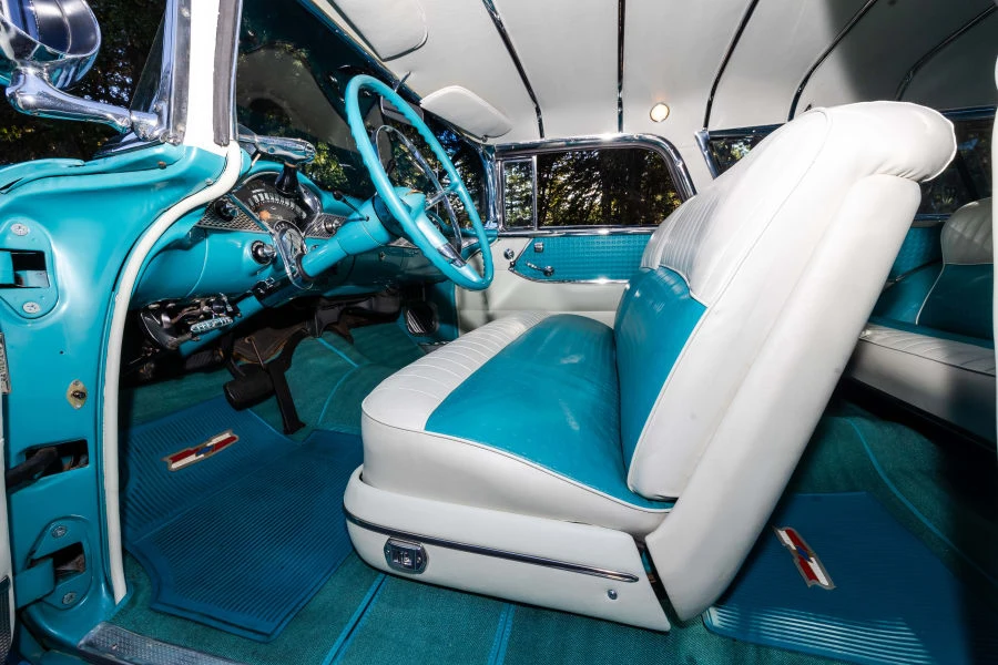 1955 Chevrolet Nomad - Image 23 of 31