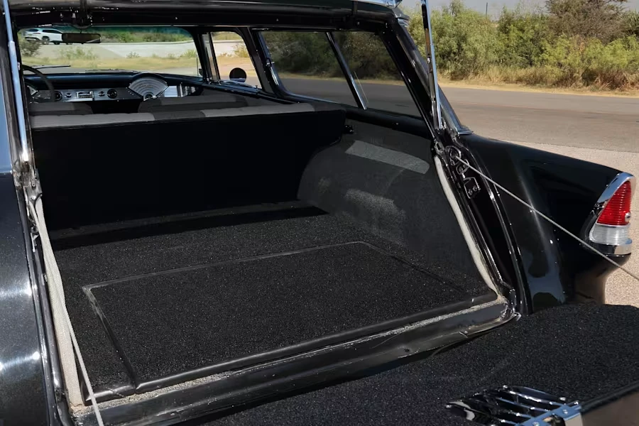 1955 Chevrolet Nomad - Image 26 of 31