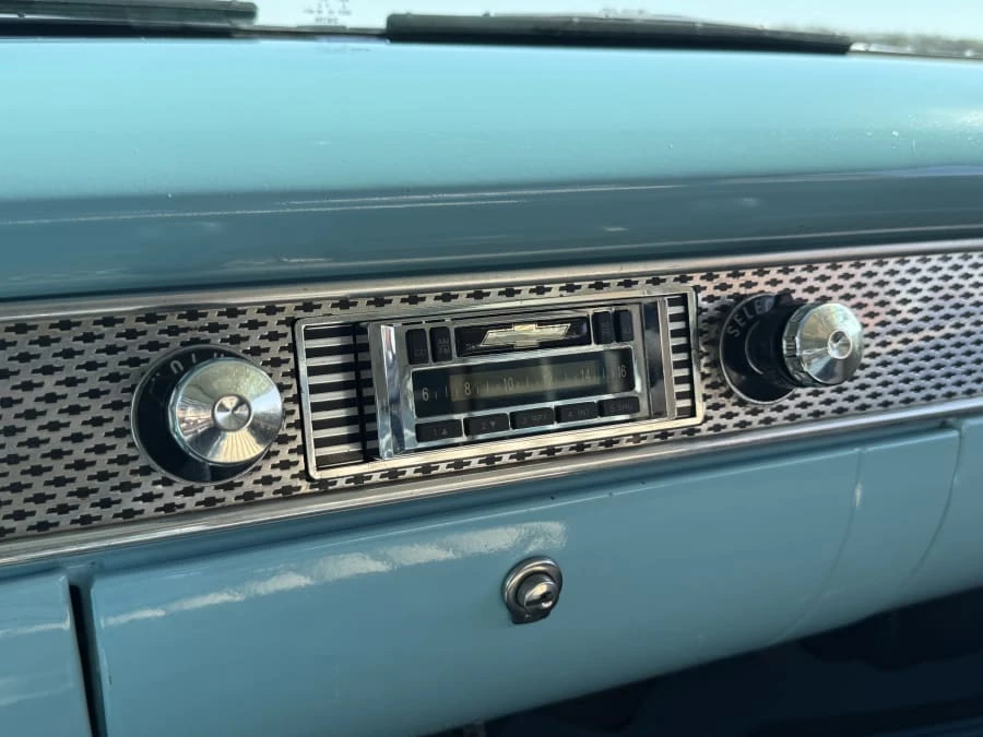 1955 Chevrolet Nomad - Image 15 of 18
