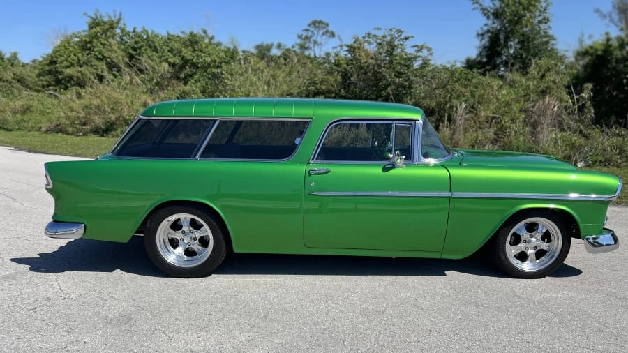 1955 Chevrolet Nomad - Image 2 of 31