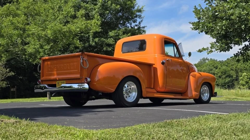 1955 Chevrolet Task Force - Image 8 of 12