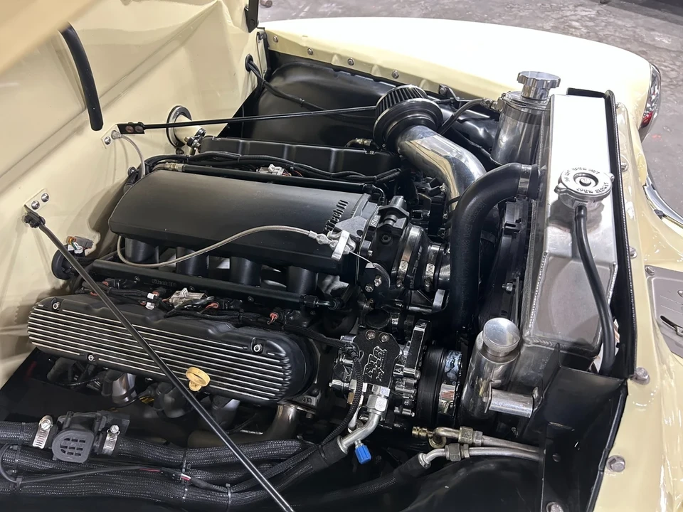 1955 Chevrolet Task Force - Image 6 of 6