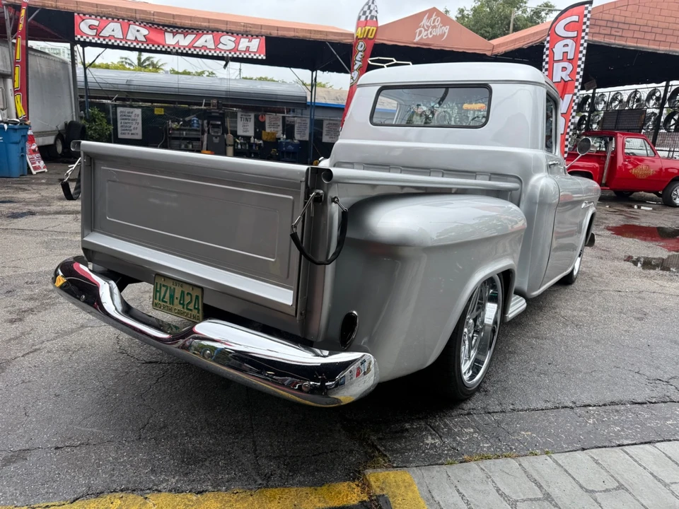 1955 Chevrolet Task Force - Image 24 of 31