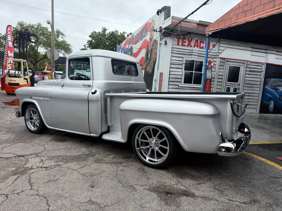 1955 Chevrolet Task Force - Image 27 of 31