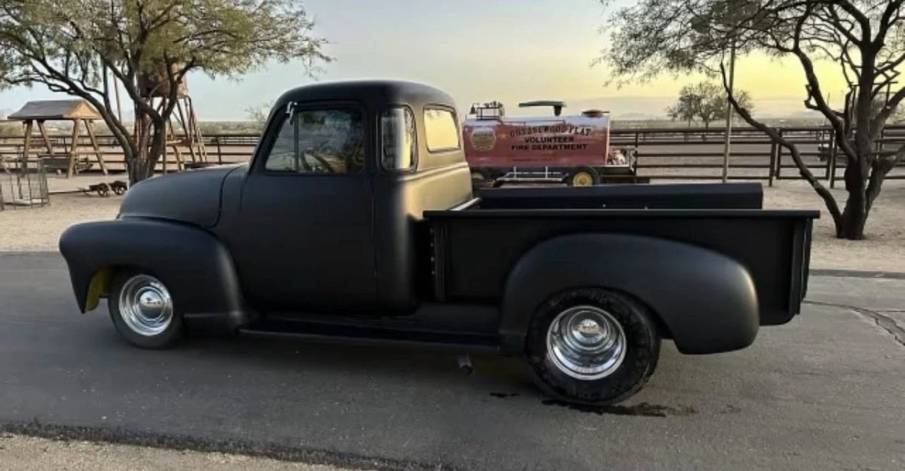 1955 Chevrolet Task Force - Image 13 of 21