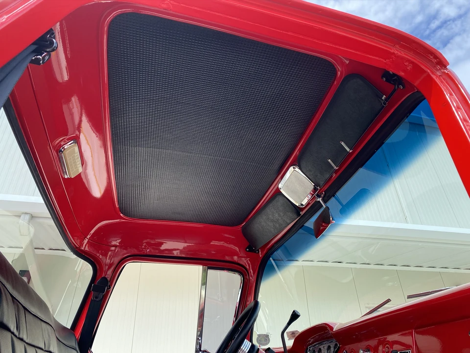1955 Chevrolet Task Force - Image 29 of 31