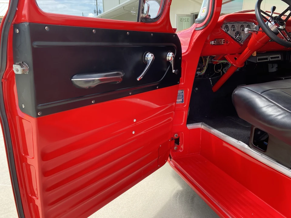 1955 Chevrolet Task Force - Image 27 of 31