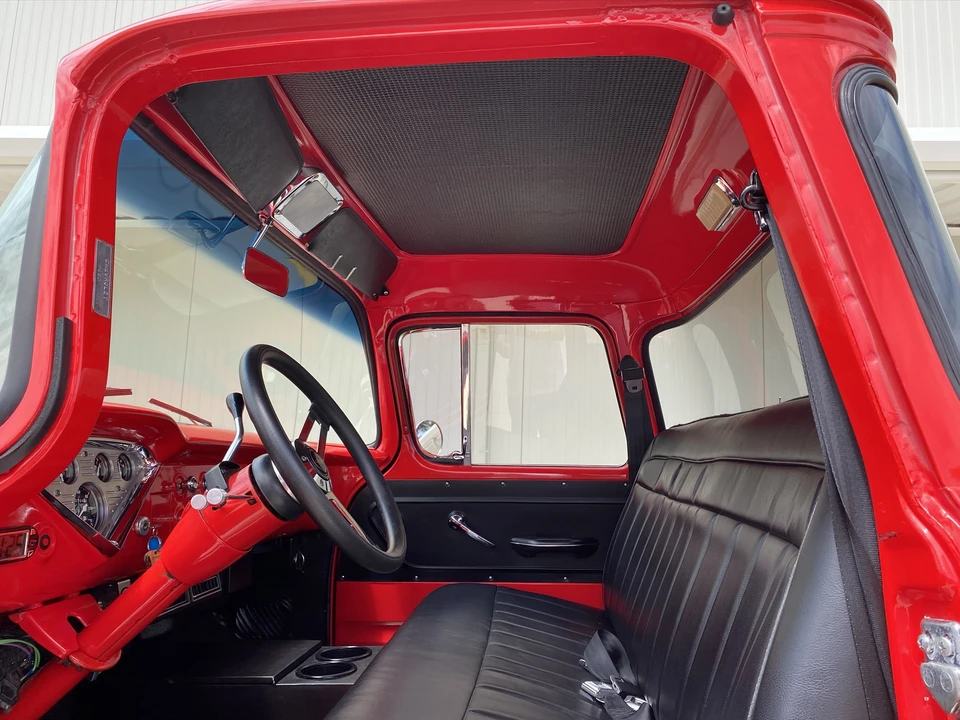 1955 Chevrolet Task Force - Image 28 of 31